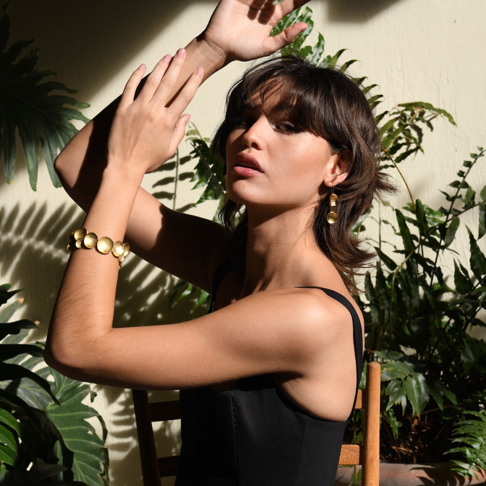 Handcrafted disc bracelet in gold or silver plated bronze, hammered satin finish, artisan Mexican design