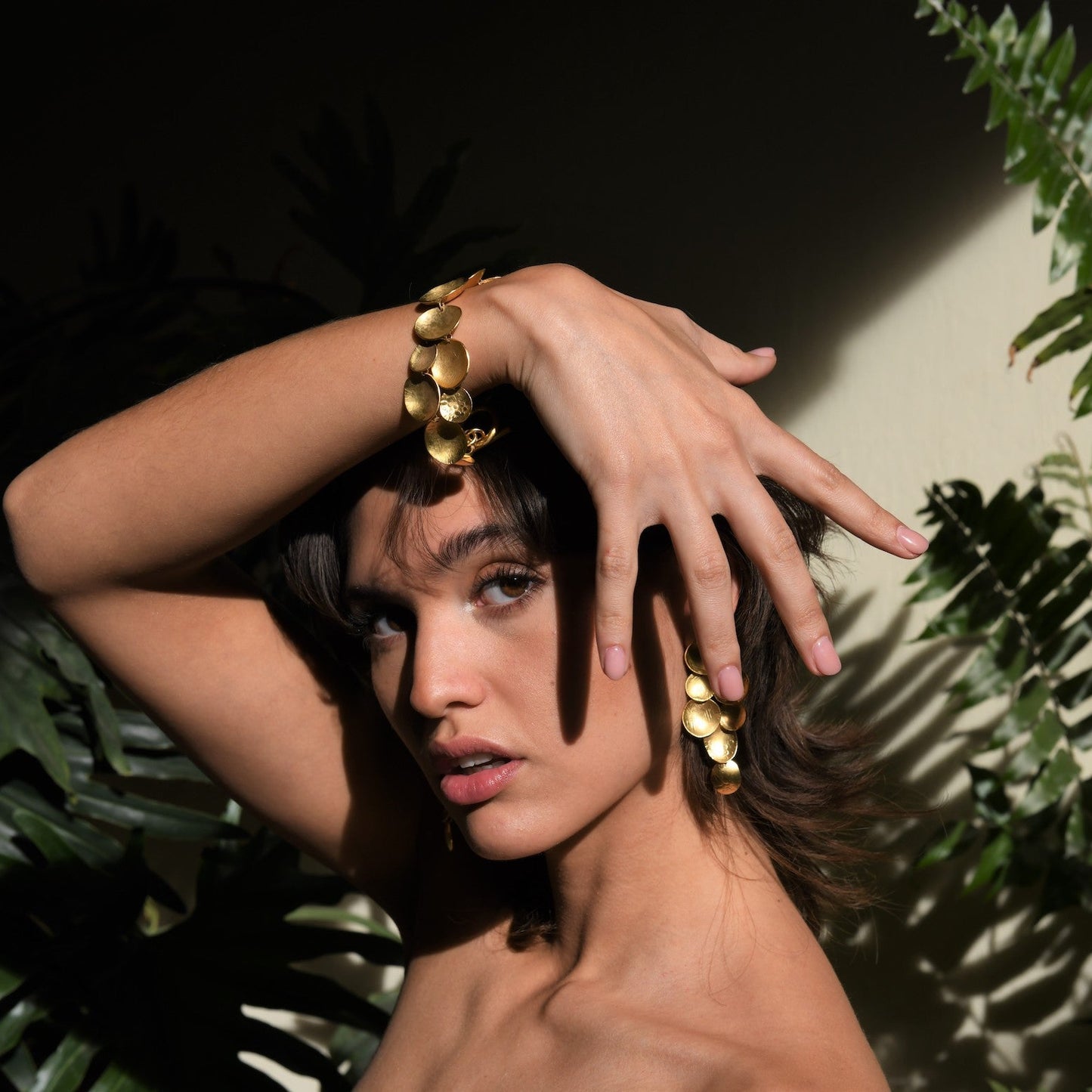 Handcrafted disc bracelet in gold or silver plated bronze, hammered satin finish, artisan Mexican design