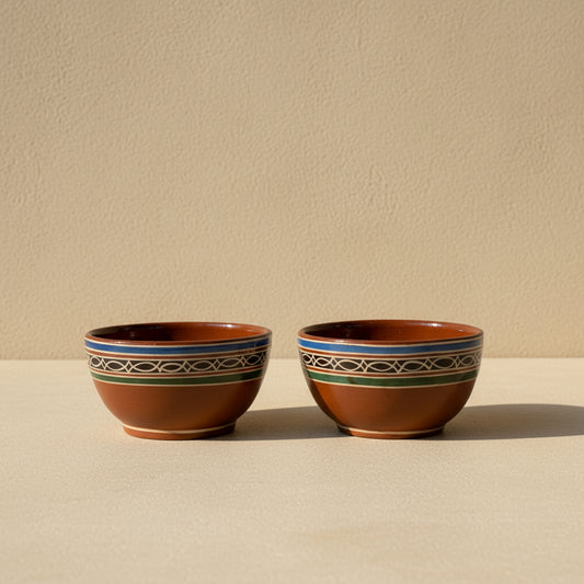 Mexican folk art ceramic bowls from Tonalá made with barro petatillo and filigrana technique
